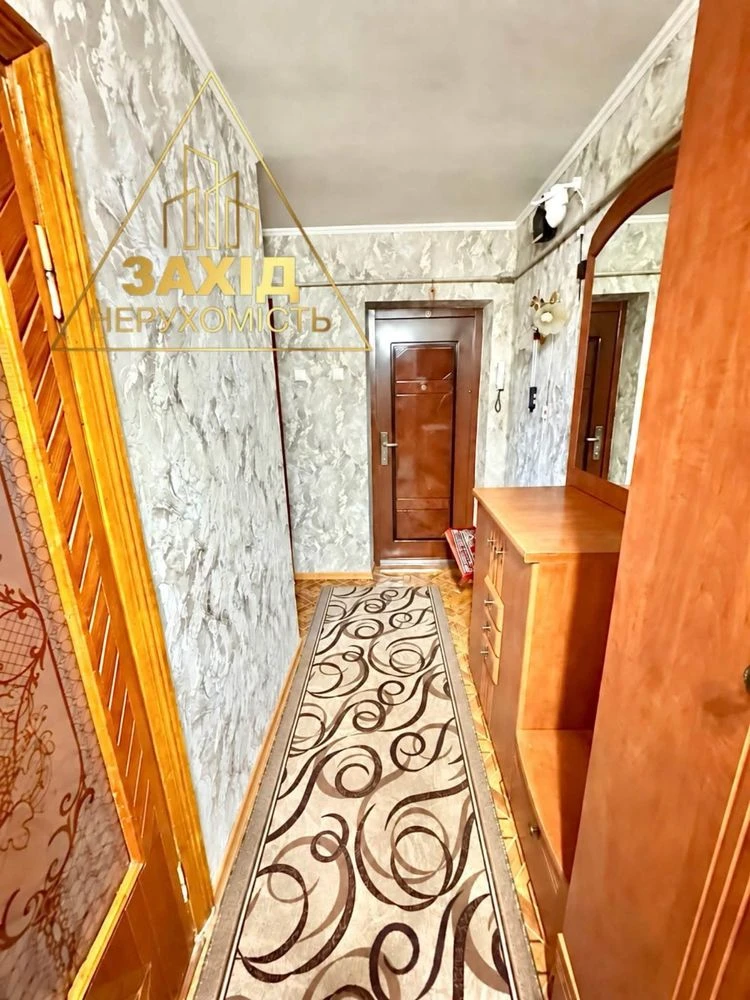 Трикімнатна квартира, 61,3 м², цегляний будинок, зручне розташування