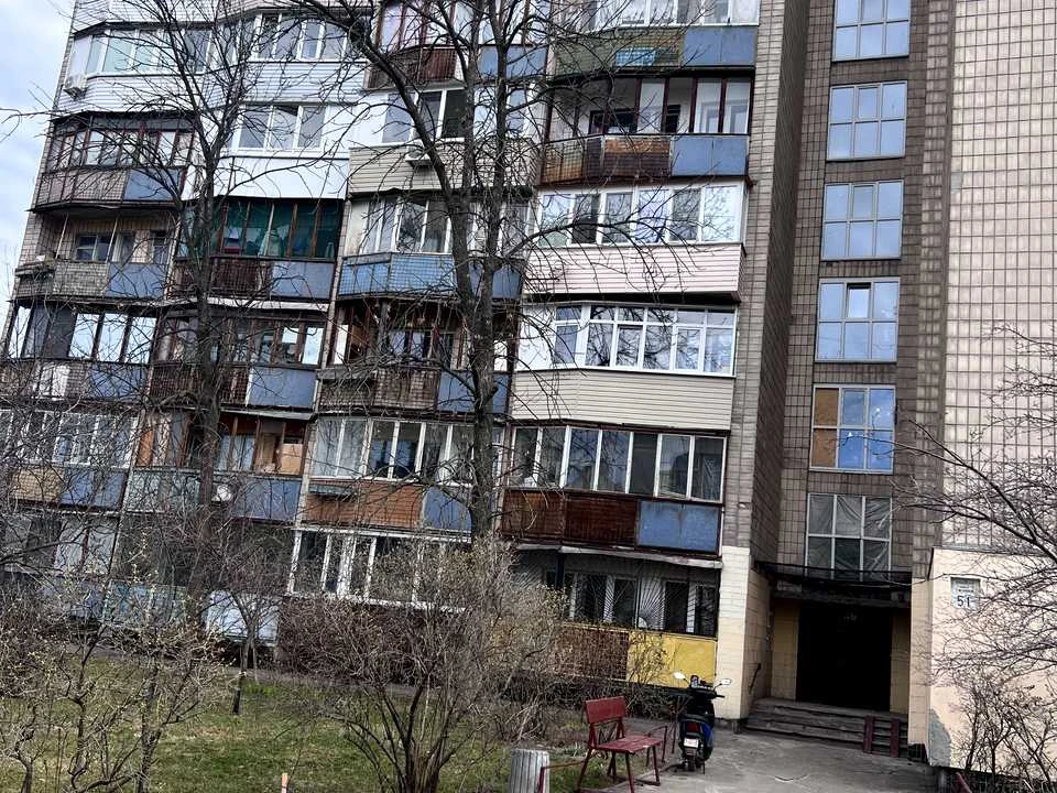 Квартира. Київ, Павла Тичини просп.