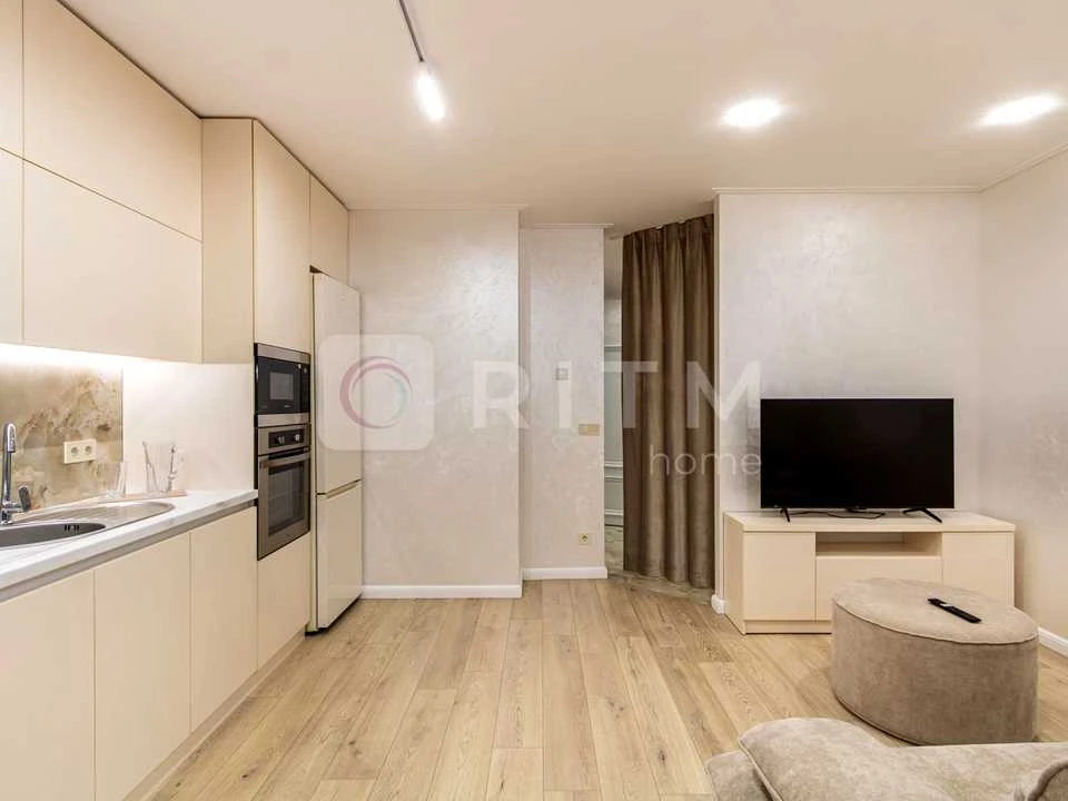 Apartment. Ivano-Frankivsk, Sichovykh Striltsiv St.