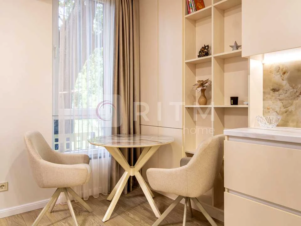 Apartment. Ivano-Frankivsk, Sichovykh Striltsiv St.