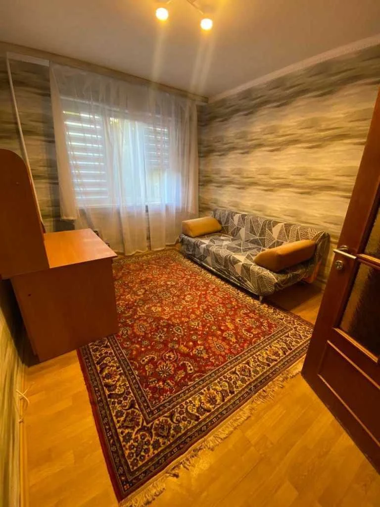 Сдается 3-комнатная квартира 74 м², ул. Академика Заболотного