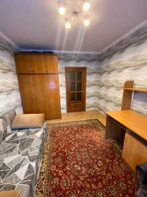Сдается 3-комнатная квартира 74 м², ул. Академика Заболотного