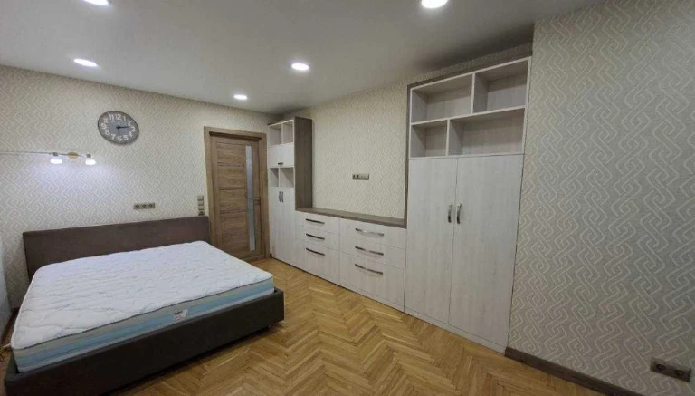 1-bedroom apartment for sale on Bortnyansky Street