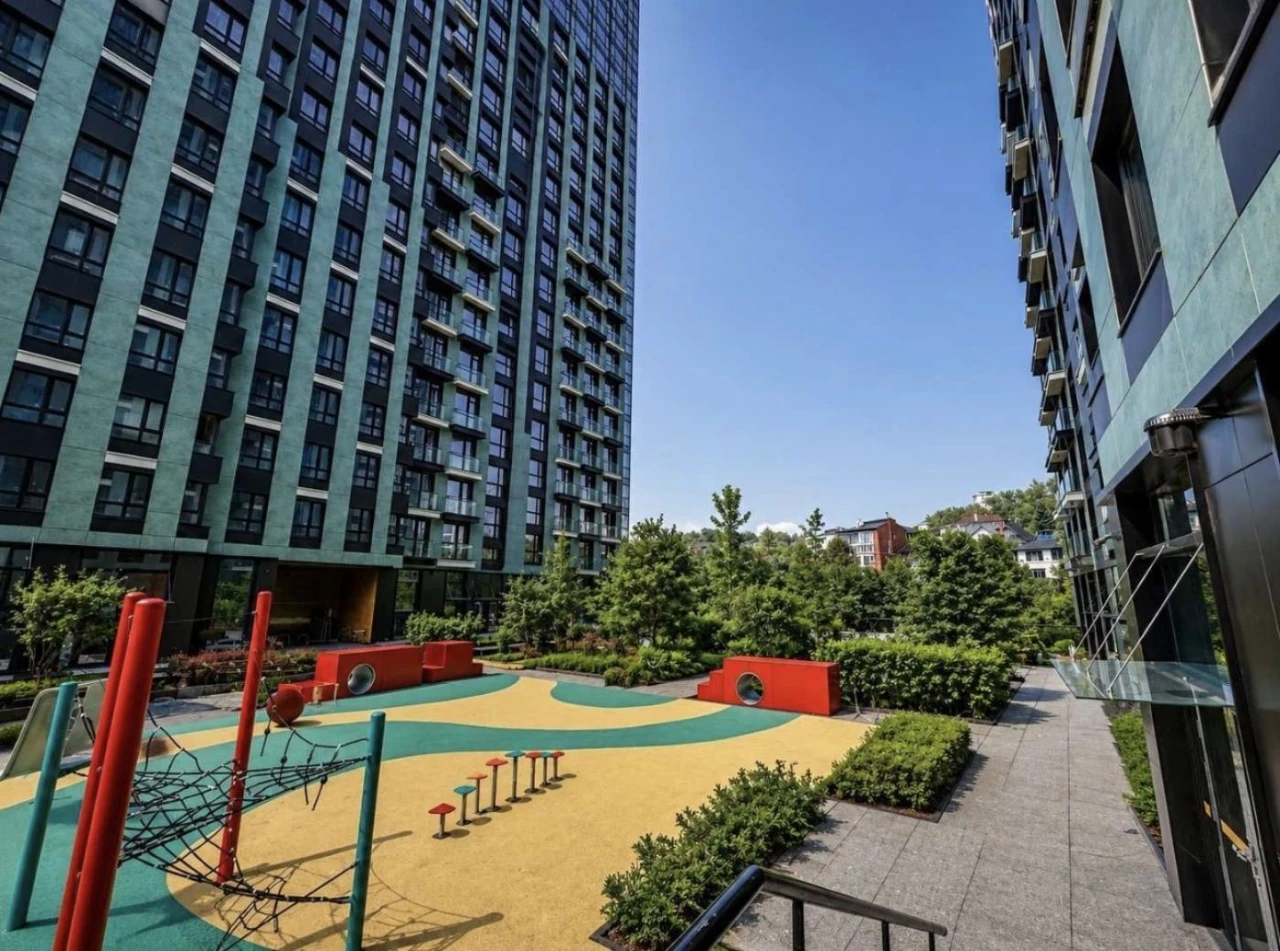 Продаж 2-кімнатної квартири 70 м², вулиця Старонаводницька