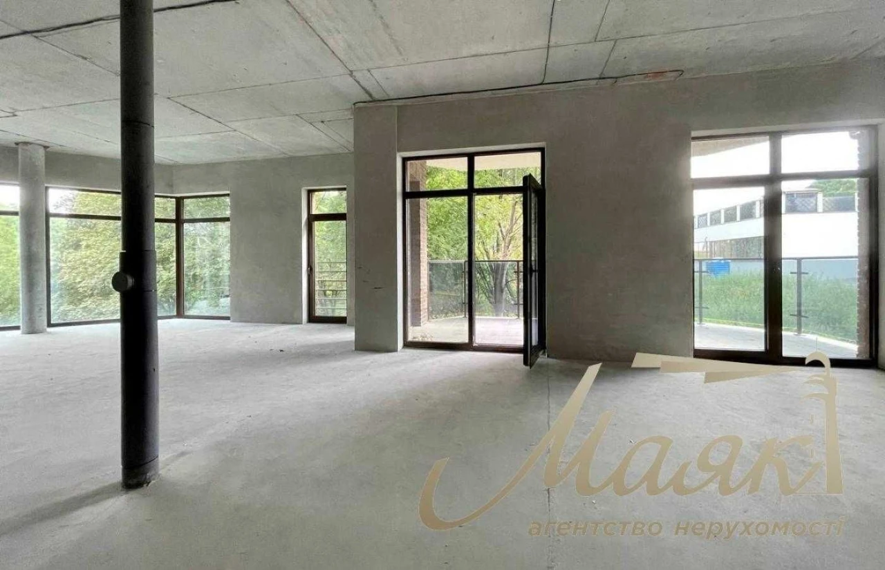 Sale of a 4-bedroom apartment 170 sq m, Club House, Pechersk