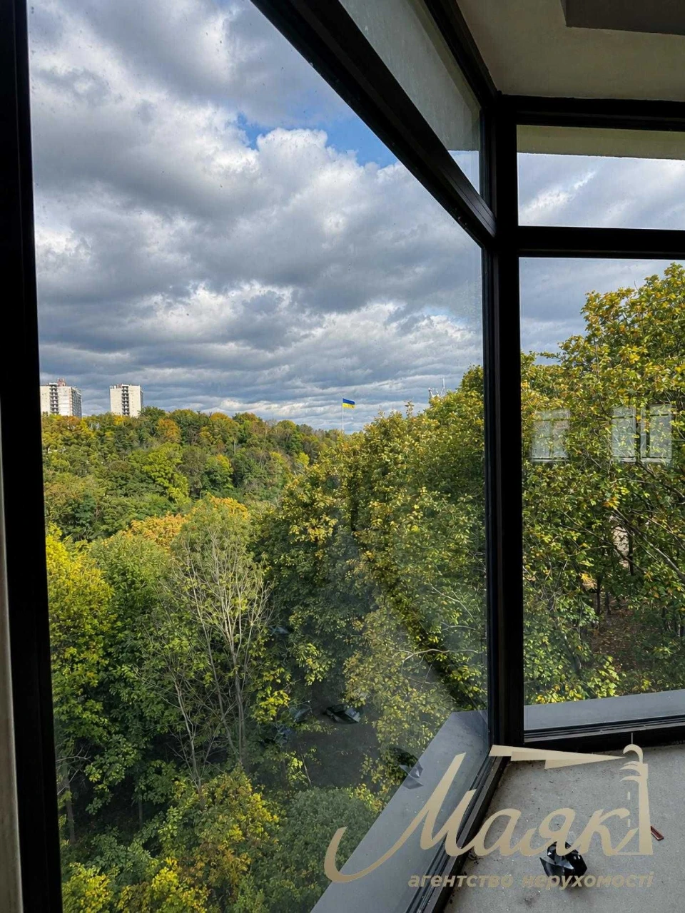 Sale of a 4-bedroom apartment 170 sq m, Club House, Pechersk