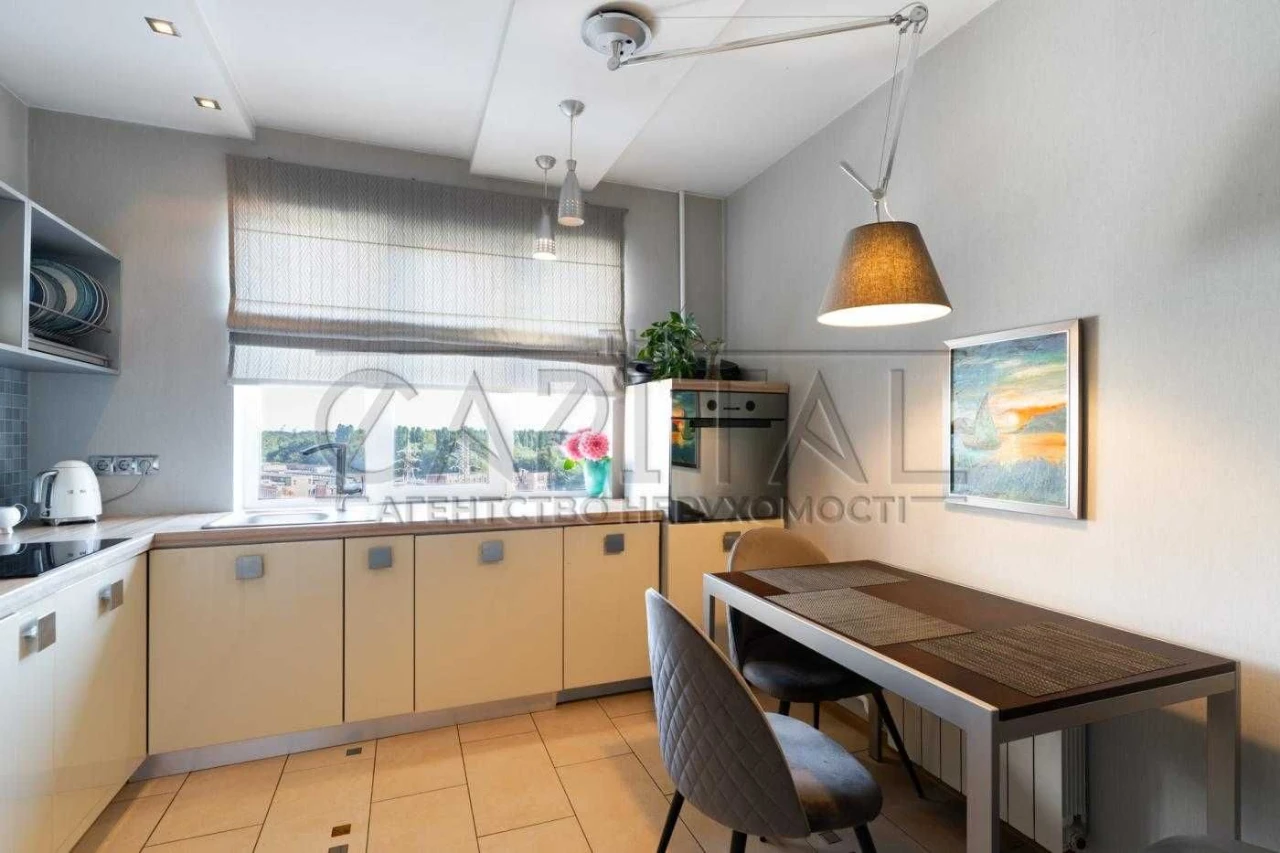 Sale / 110 sq m / 4-bedroom apartment / Zabolotnogo Academy