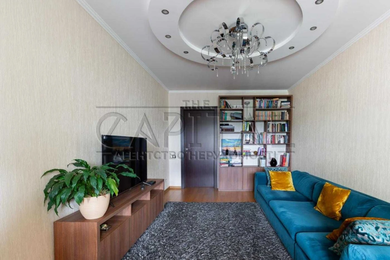 Sale / 110 sq m / 4-bedroom apartment / Zabolotnogo Academy