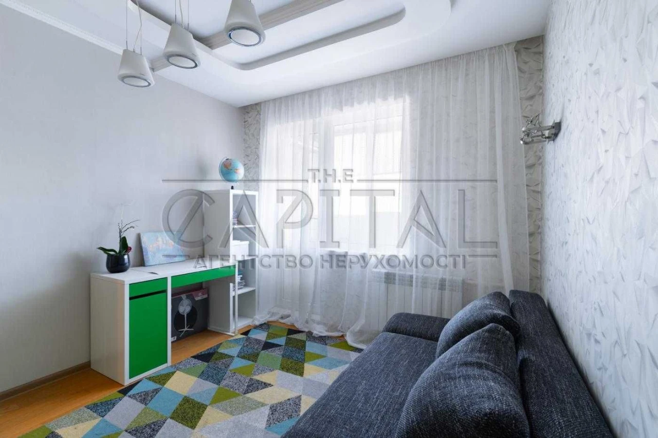Sale / 110 sq m / 4-bedroom apartment / Zabolotnogo Academy