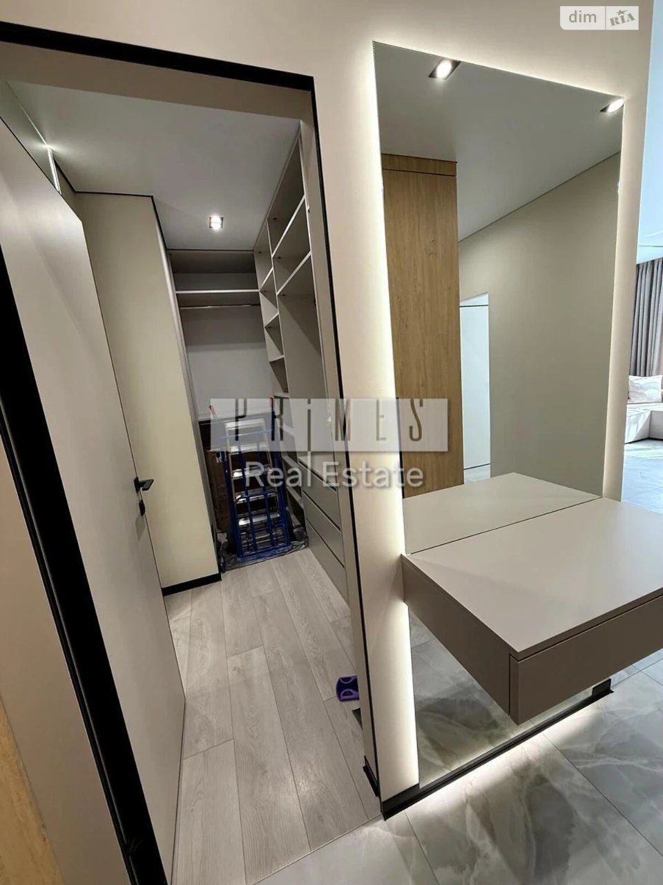 Apartment for Sale – Podilsky