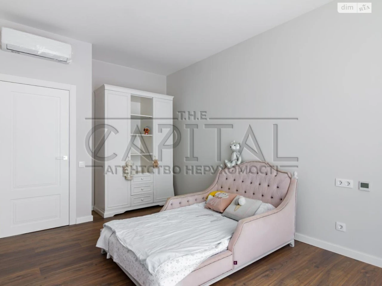 Apartment for Sale: Podilskiy