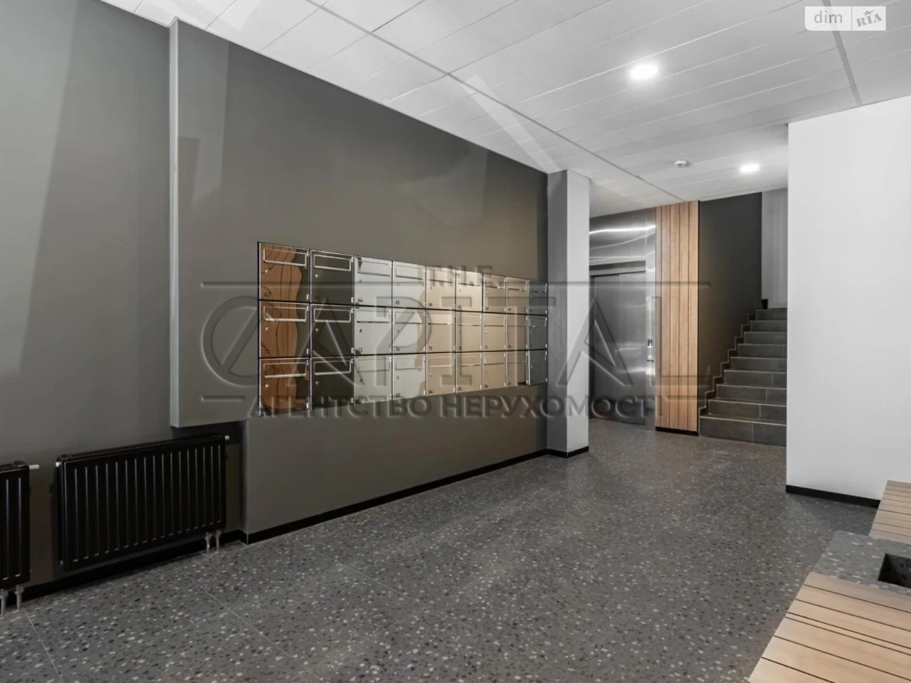 Apartment for Sale: Podilskiy