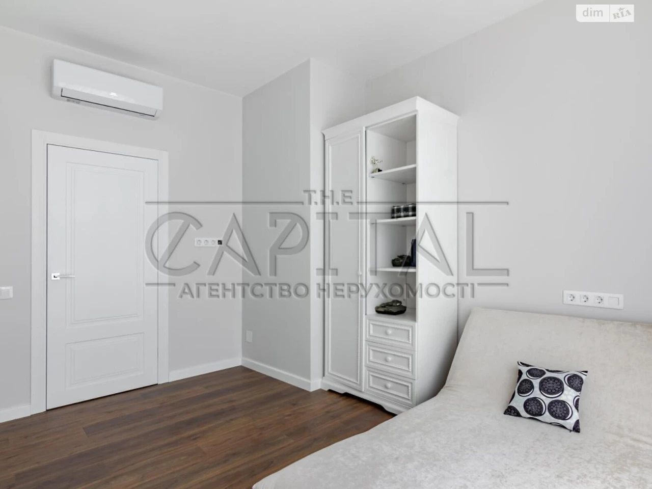 Apartment for Sale: Podilskiy