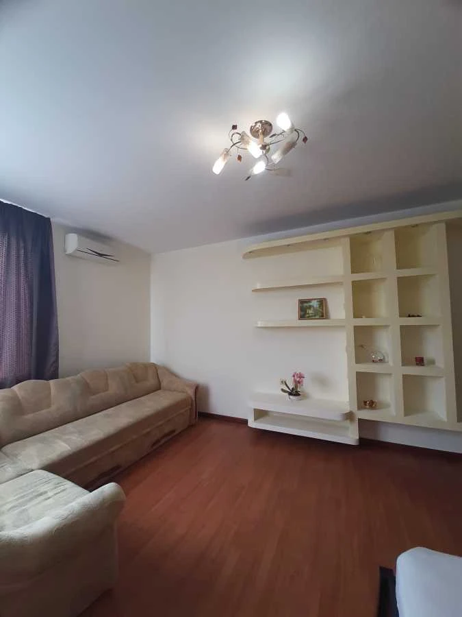 For sale, one-bedroom apartment (52 sq m) in Kyiv, Dnitsky district