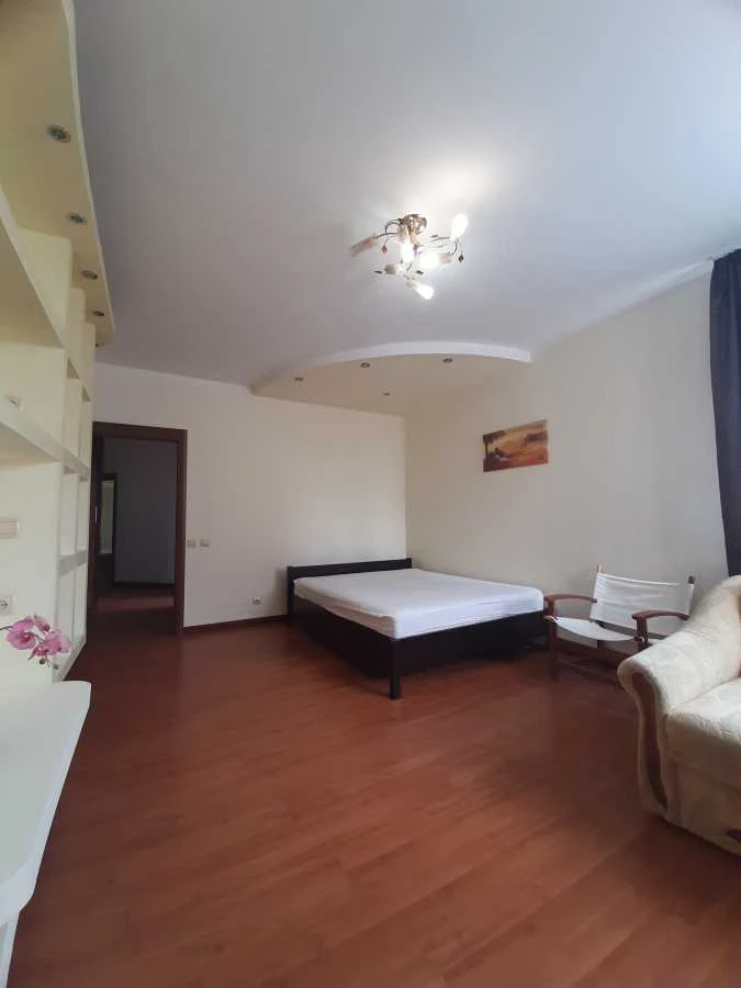For sale, one-bedroom apartment (52 sq m) in Kyiv, Dnitsky district