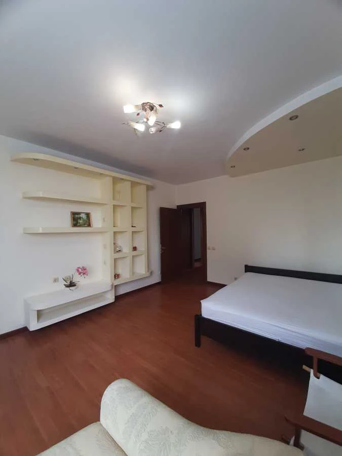 For sale, one-bedroom apartment (52 sq m) in Kyiv, Dnitsky district