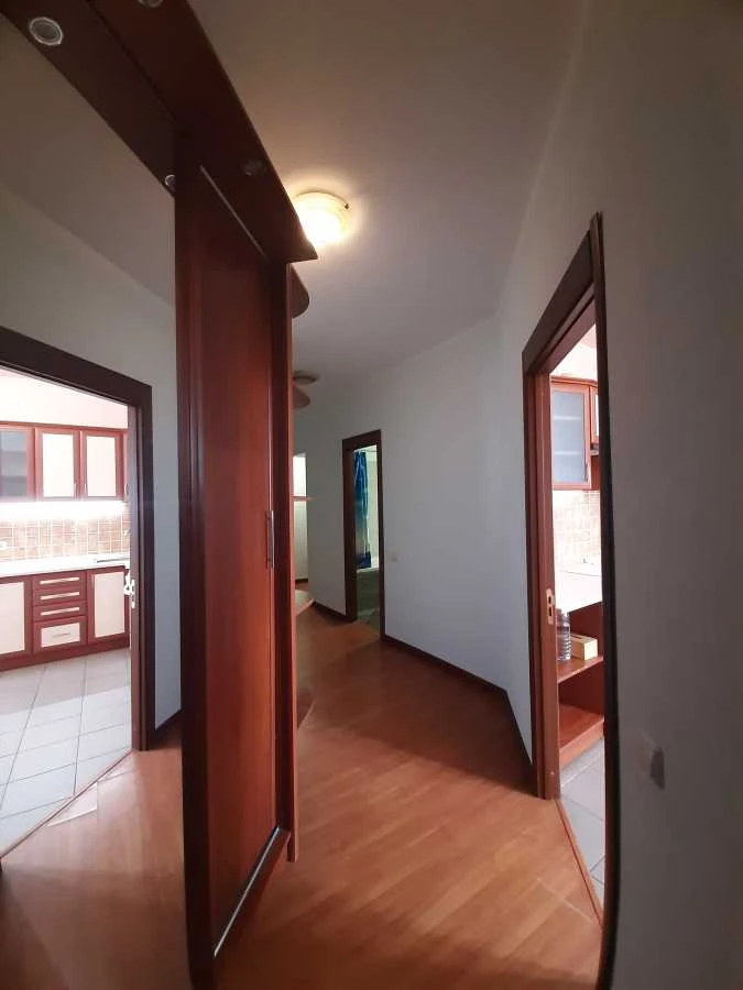 For sale, one-bedroom apartment (52 sq m) in Kyiv, Dnitsky district