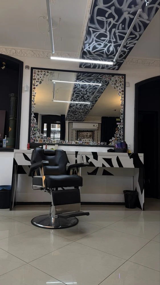 Barbershop for sale, turnkey