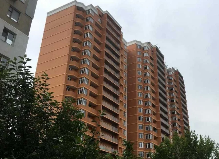 For sale apartment in a new house near the center of the Balikovsky residential area