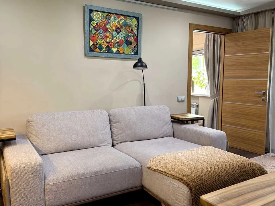 Apartment. Kyiv, Lesi Ukrainky Blvd.