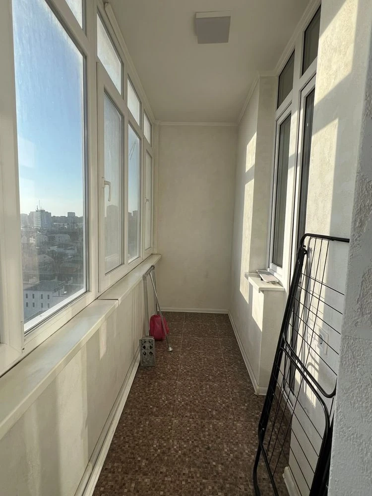 For Sale: 1-bedroom apartment on Jabotinsky Street