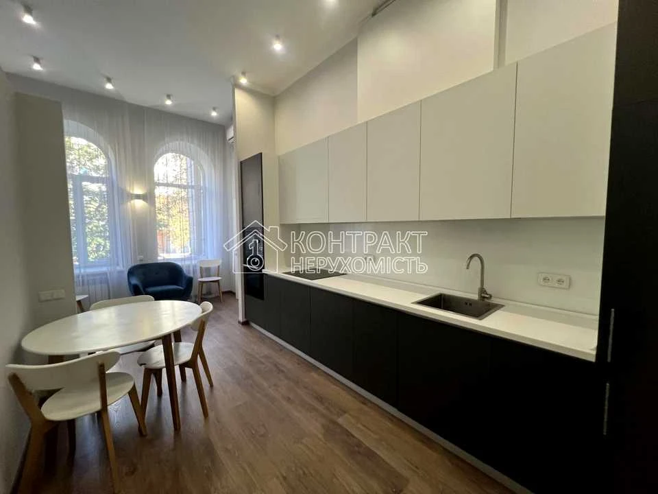 Apartment. Miroynositska St, Kharkiv