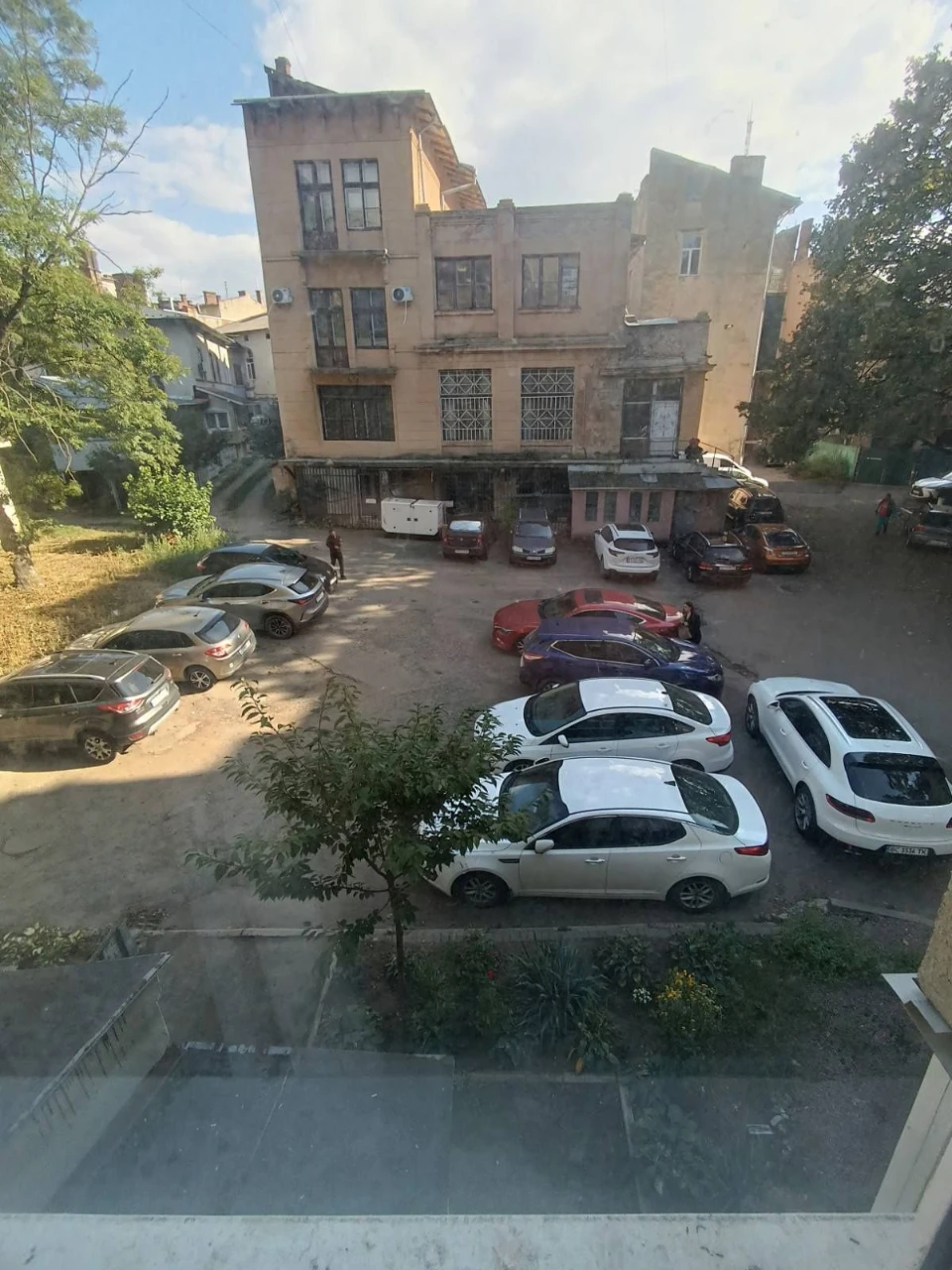 3-bedroom apartment 73 m² in the city center - Pilypa Orlyk st.