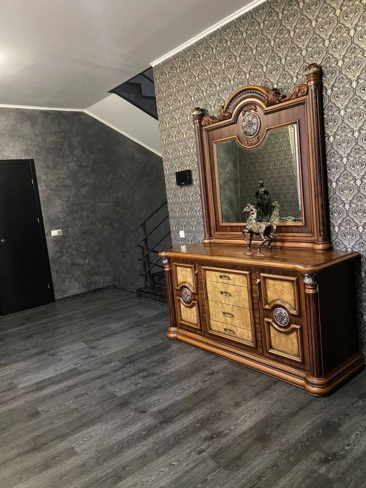 House in Frankivsk. Everything is included. No negotiation.