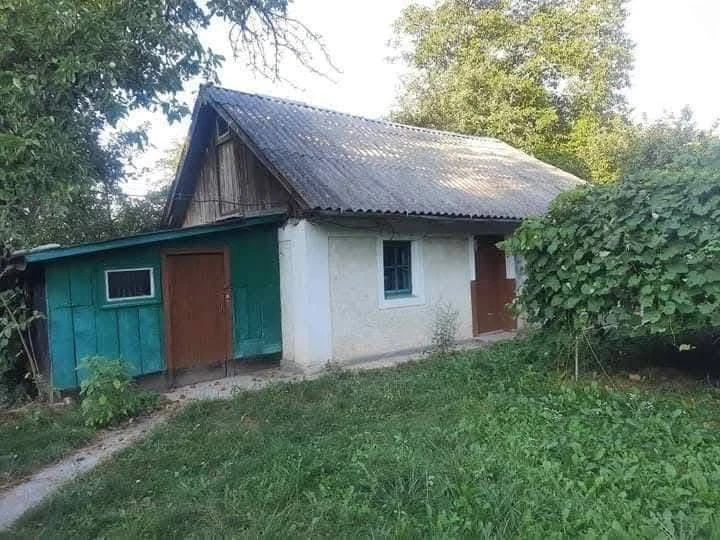 Sale of a house made of cinder blocks, village of Kosogirka