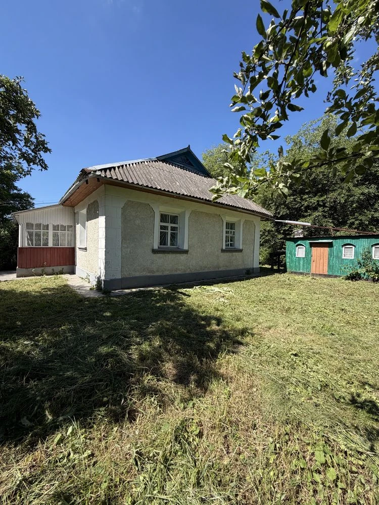 Sale of a house made of cinder blocks, village of Kosogirka