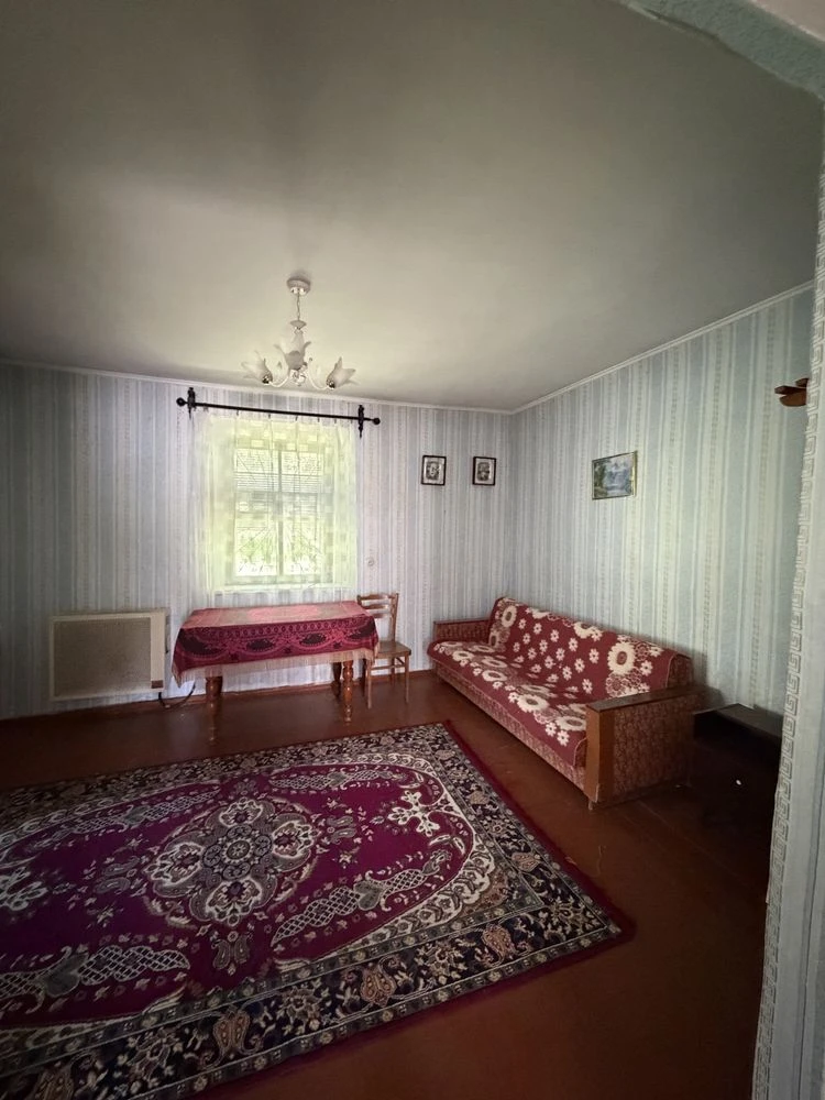Sale of a house made of cinder blocks, village of Kosogirka