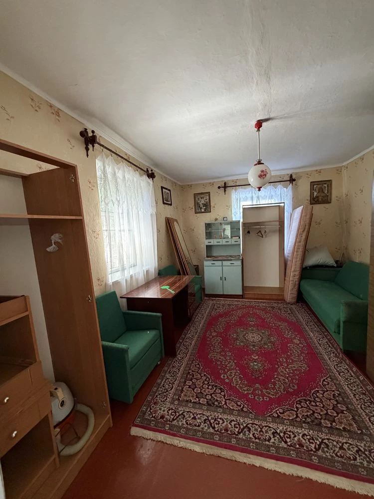 Sale of a house made of cinder blocks, village of Kosogirka
