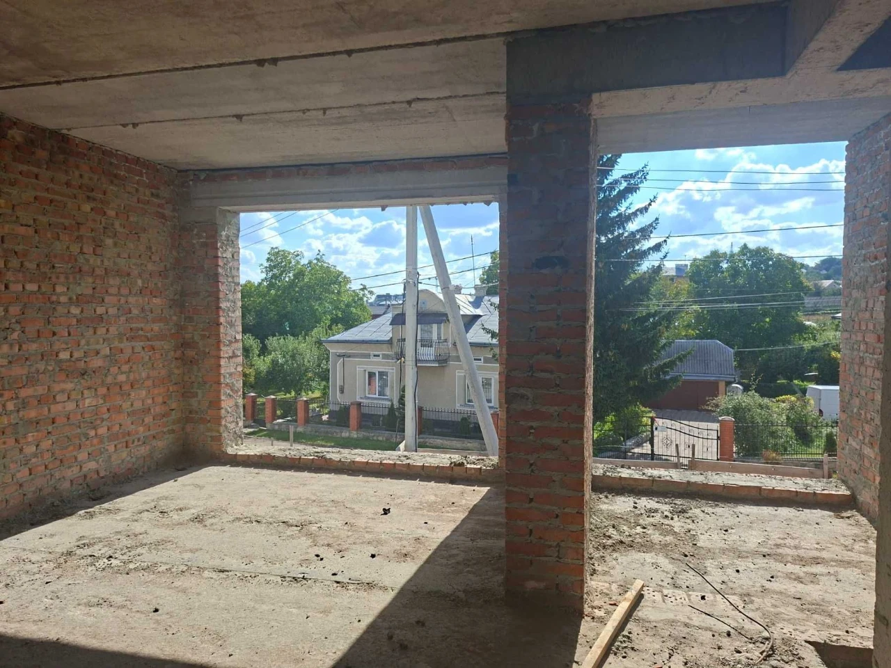 продам будинок в Тернополі- Петриків (Р-Н ДРУЖБА-ОБОЛОНЯ)