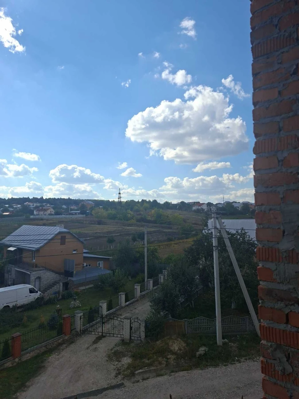 продам будинок в Тернополі- Петриків (Р-Н ДРУЖБА-ОБОЛОНЯ)
