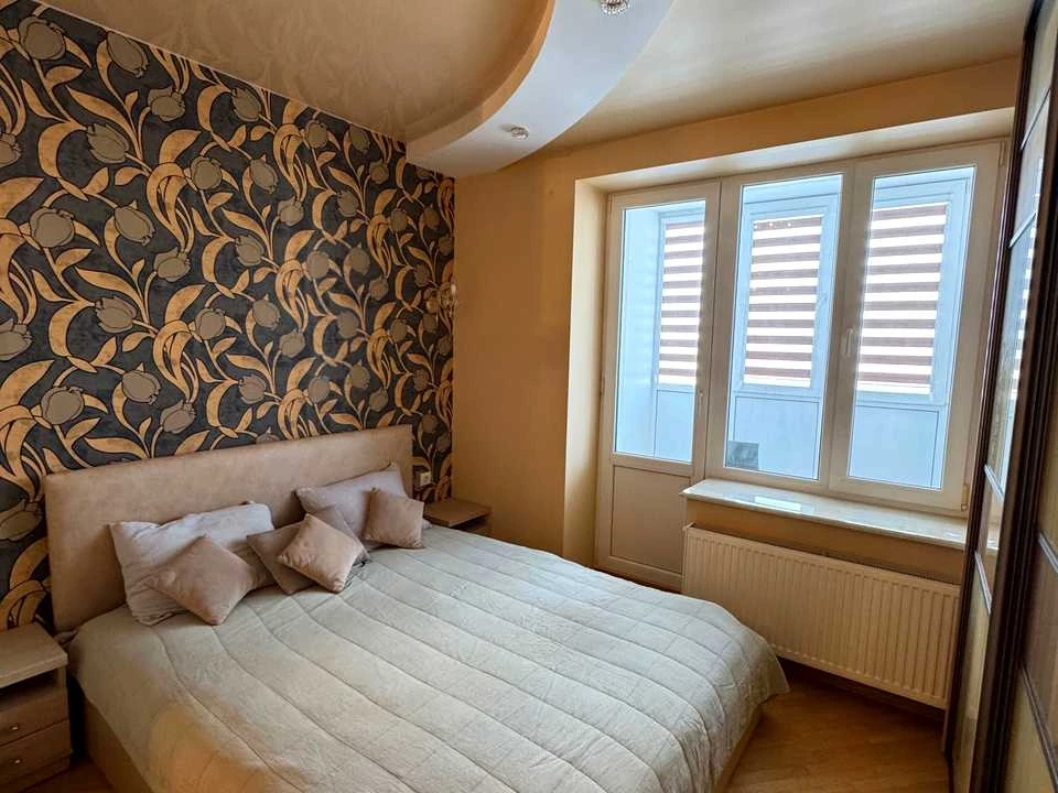 Apartment. Lutsk, Zoryana st.