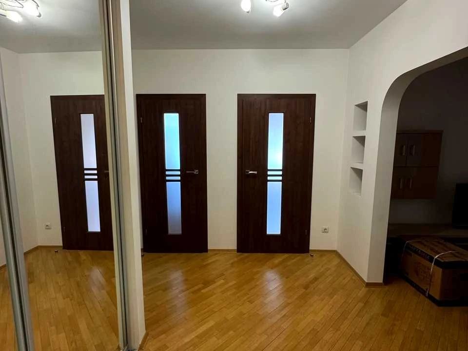 Apartment. Lutsk, Zoryana st.