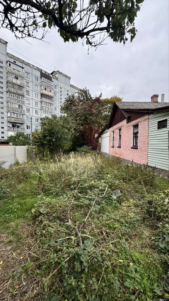 Part of a house near the University, Hetman Polobutka Street