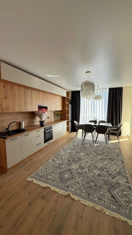2-room apartment for sale, renovated, near park, from OWNER