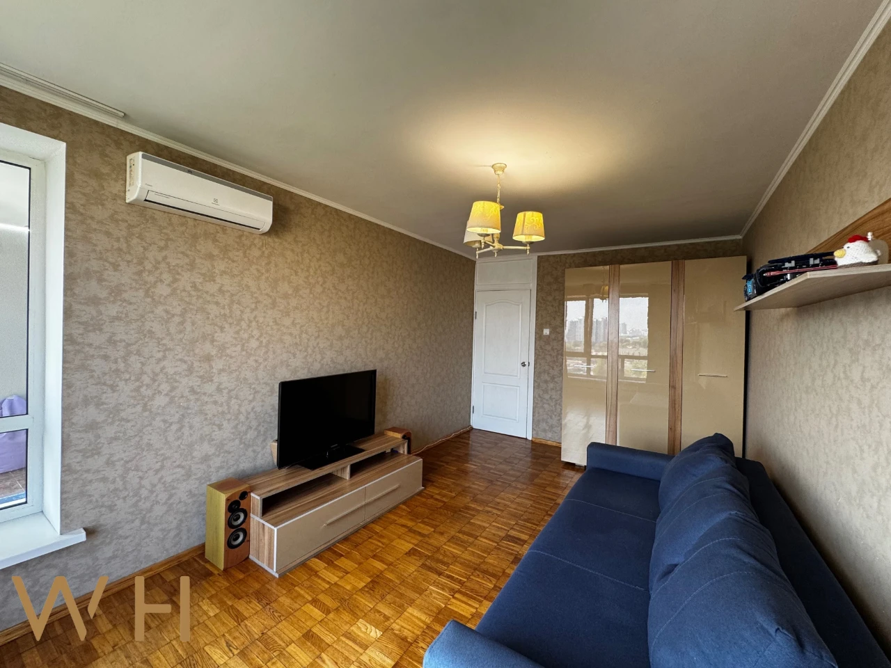 Продаж 1-кімнатна квартира 35 м² вул. Березняківська 36, район Бер