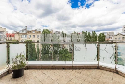 Urgent Sale of a 3-Bedroom Apartment 135 m² with Terraces