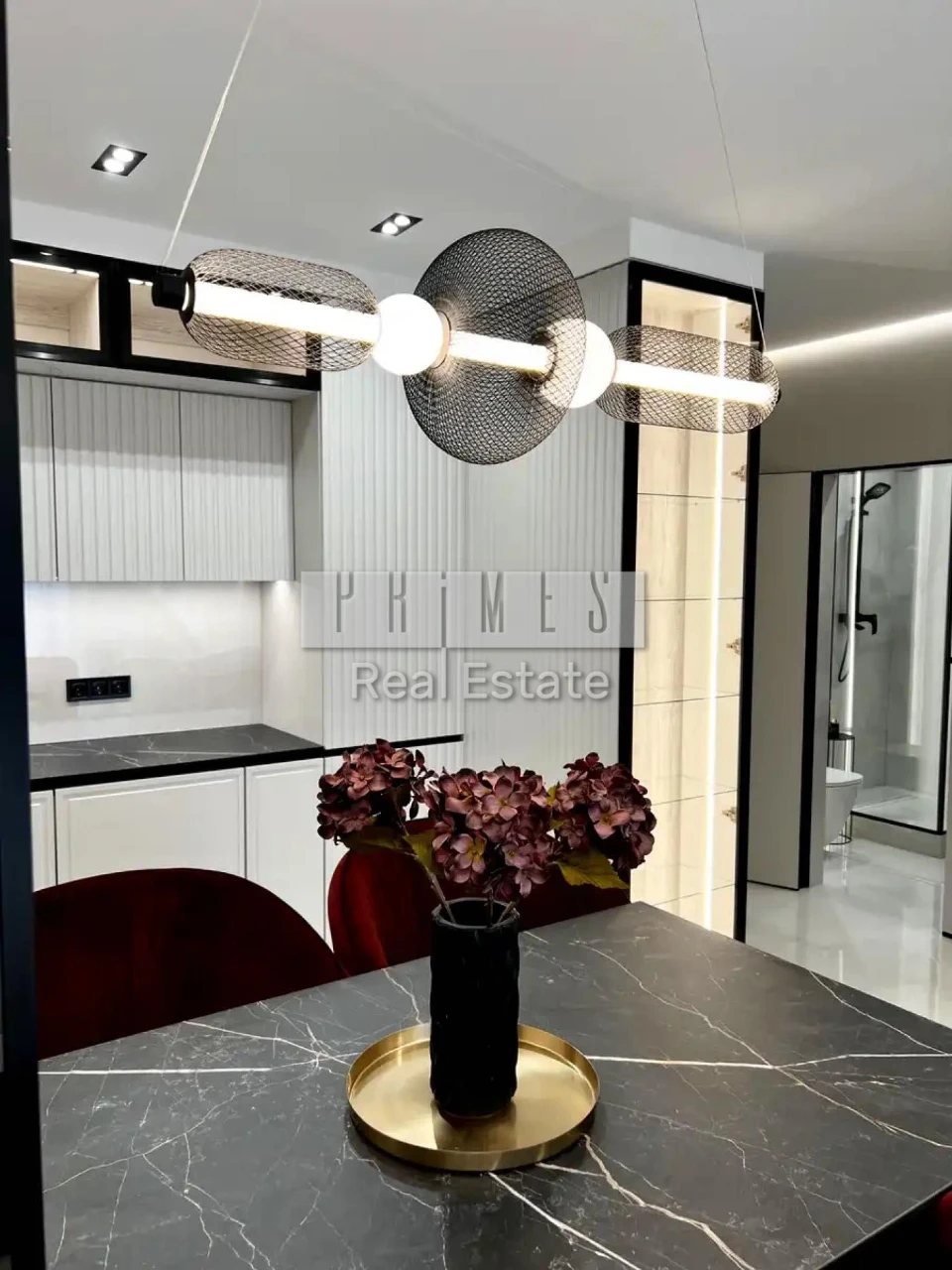 Sale / Apartment / Maximych Mykhaila, Holosiievo, Kyiv