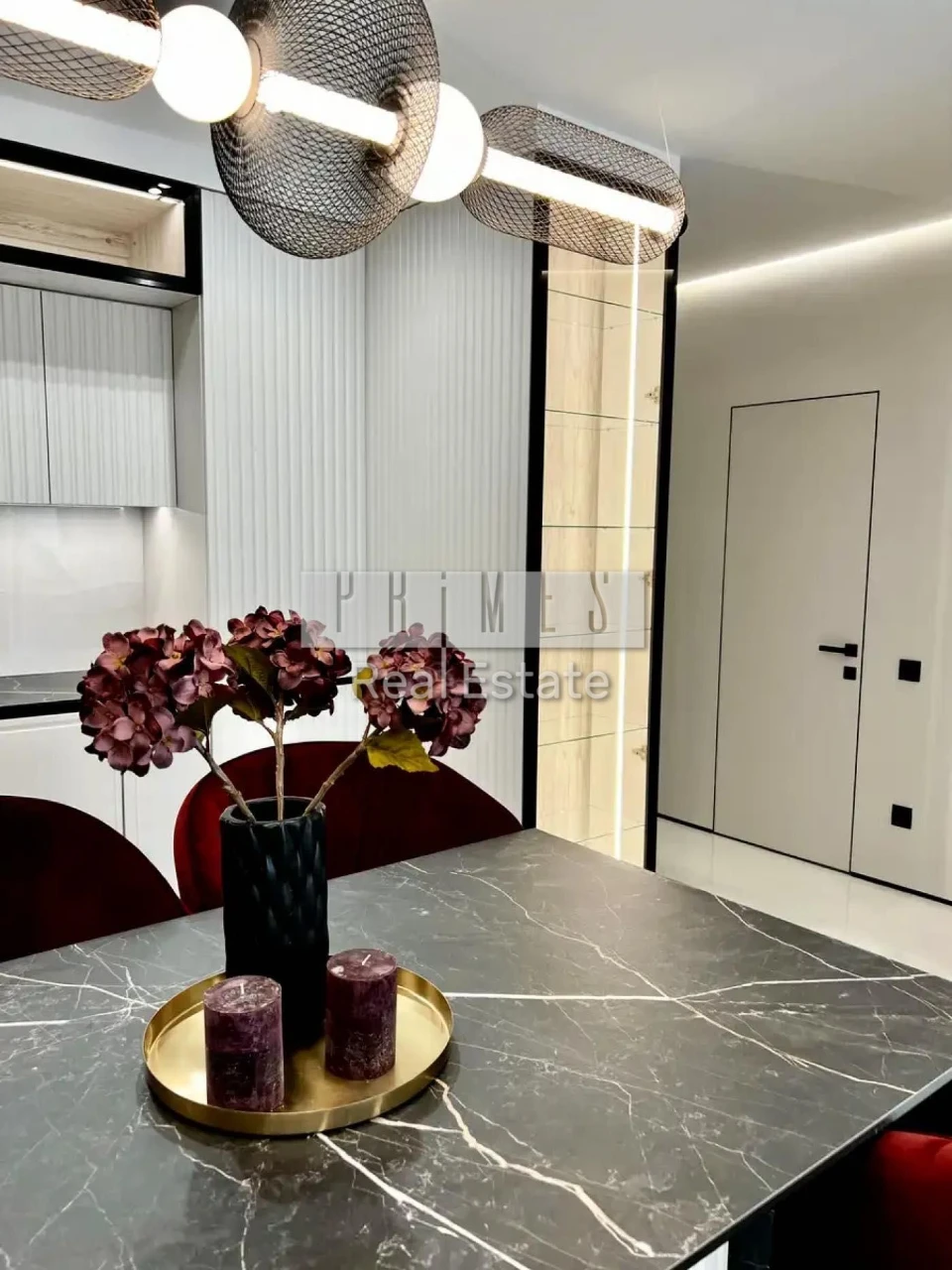 Sale / Apartment / Maximych Mykhaila, Holosiievo, Kyiv