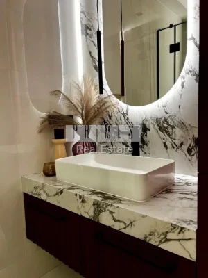 Sale / Apartment / Maximych Mykhaila, Holosiievo, Kyiv