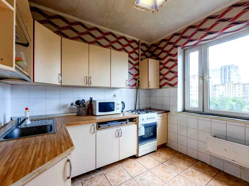 Квартира. Київ, Тетянинська вулиця.