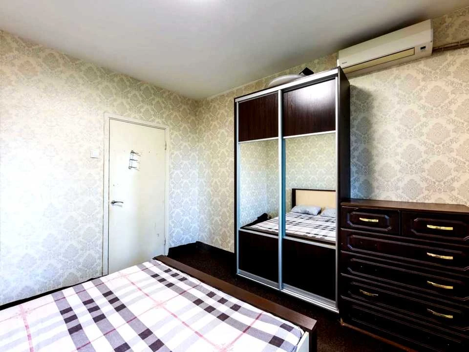 Квартира. Київ, Тетянинська вулиця.