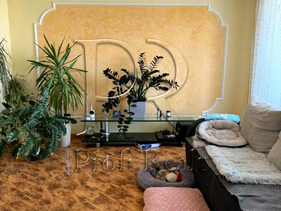 Apartment. Mikolska Slobidzka Street, Kyiv