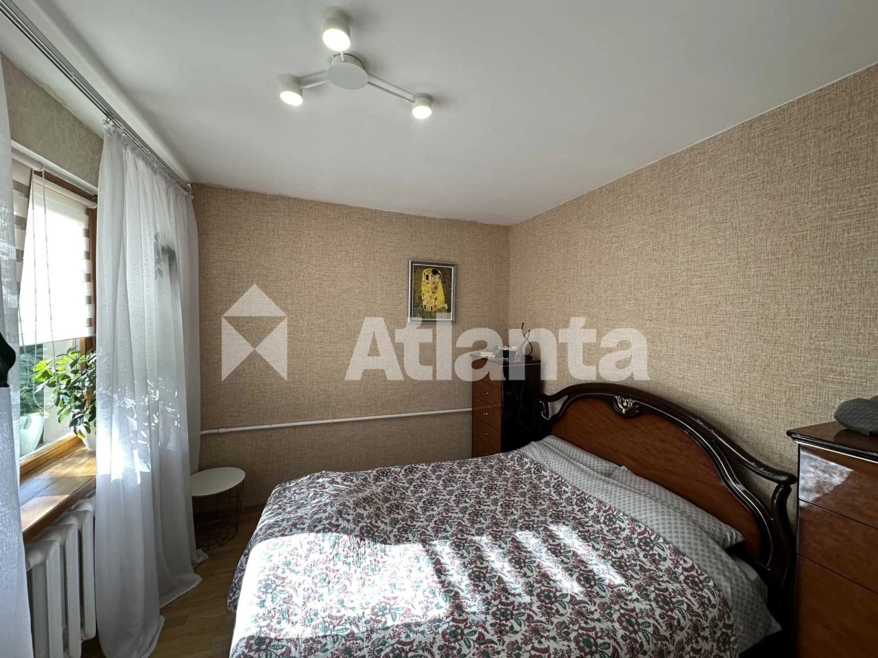 Затишна 4-кімнатна квартира на Черемухах - жити можна одразу