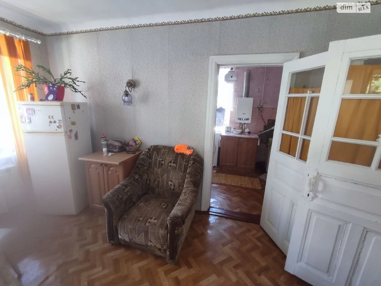 Sale of Part of a House in Great Fountain