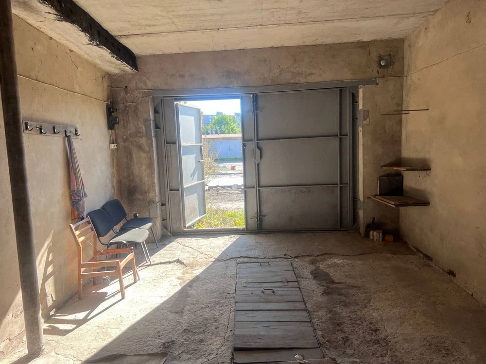 Продаю гараж, гаражі, склад