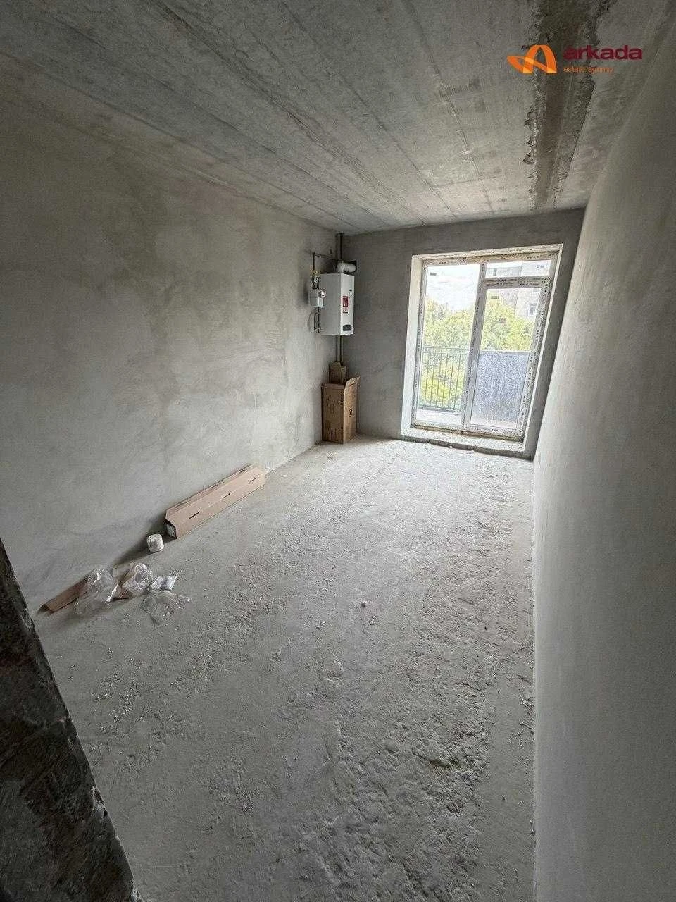 For Sale, Finished 2-bedroom apartment on Bd. Bandery, suitable for rental